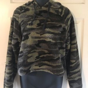 Camouflage print fuzzy sweatshirt